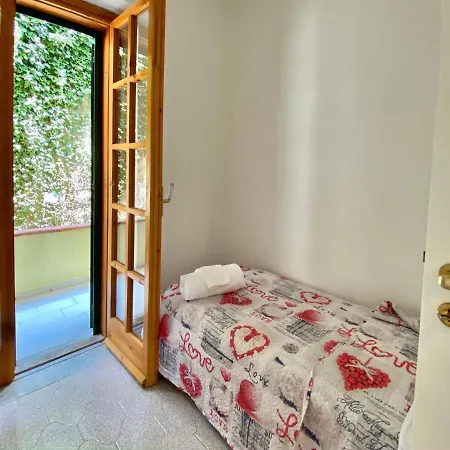 Stunning View Of The Gulf Of Policastro Apartment